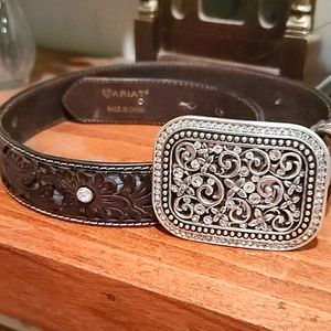 Ariat belt